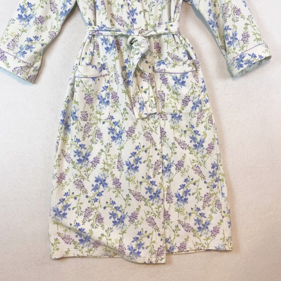 Charter Club Intimates Womens Robe Size L Cottagecore Floral Waffle Knit Belted - Picture 3 of 6